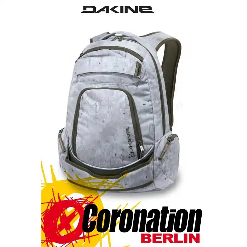 Dakine Varial Bomber Schul & Skateboard-Rucksack Preisreduziert