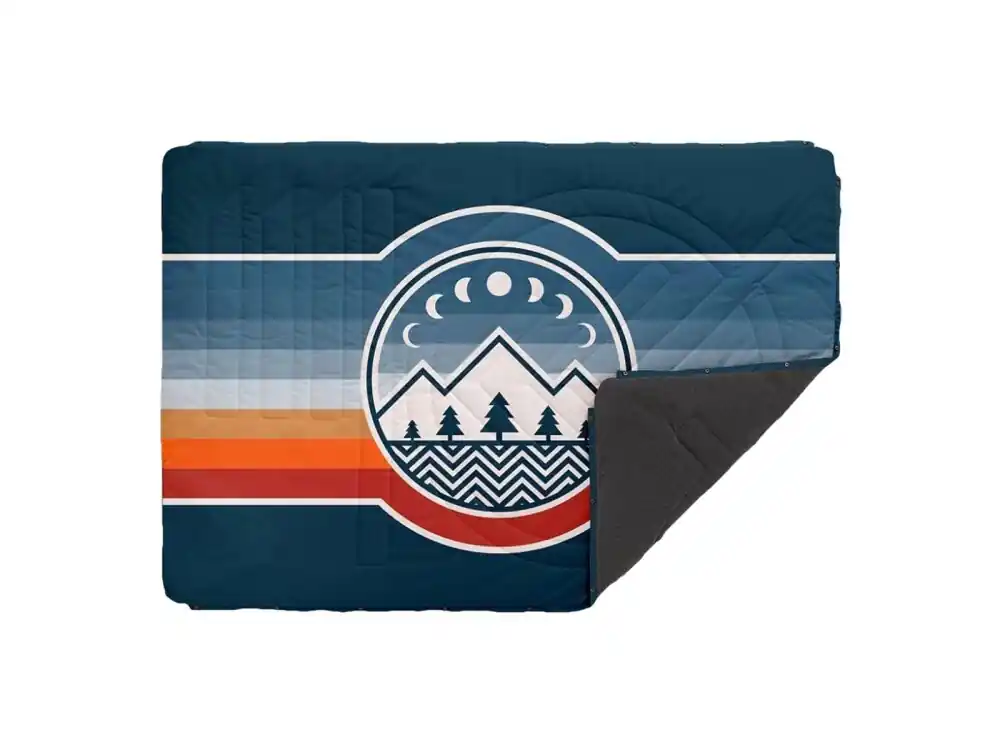 Solange Der Vorrat Reicht Voited Fleece Pillow Blanket Camp Vibes 2