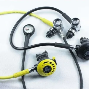 Apeks ATX 40 - DS 4 Vorteilset Kaltwasser Atemregler-Set mit 2 Ersten Stufen,Oktopus und Finimeter Saisonangebot