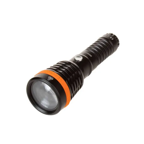 Must-Have Tecline LED Tauchlampe Zoom schwaz – 1500 Lumen mit variablem Abstrahlwinkel